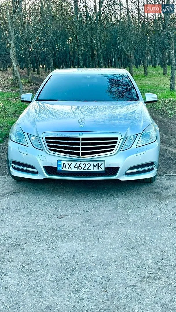 Mercedes-Benz E-Class, 2010