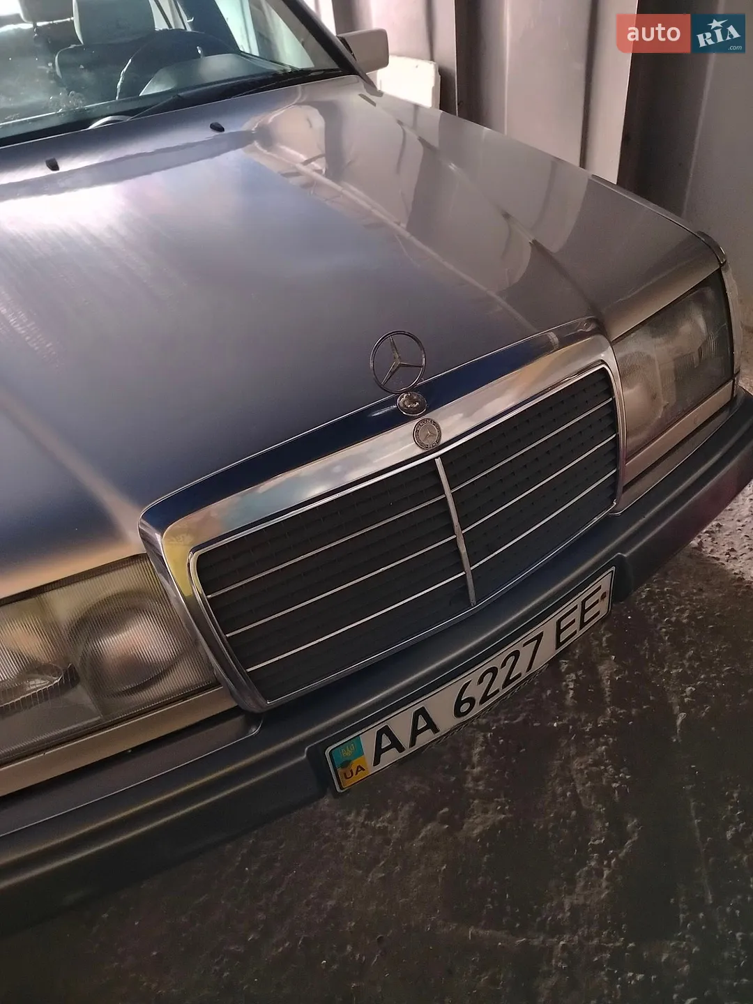 Mercedes-Benz E-Class, 1993