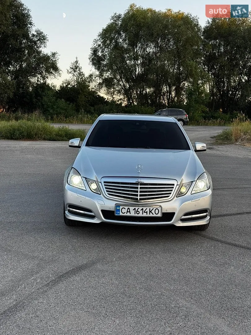 Mercedes-Benz E-Class, 2010
