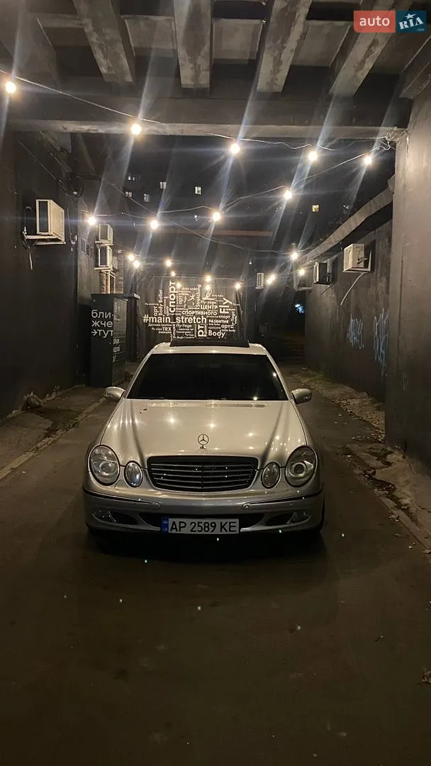 Mercedes-Benz E-Class, 2002