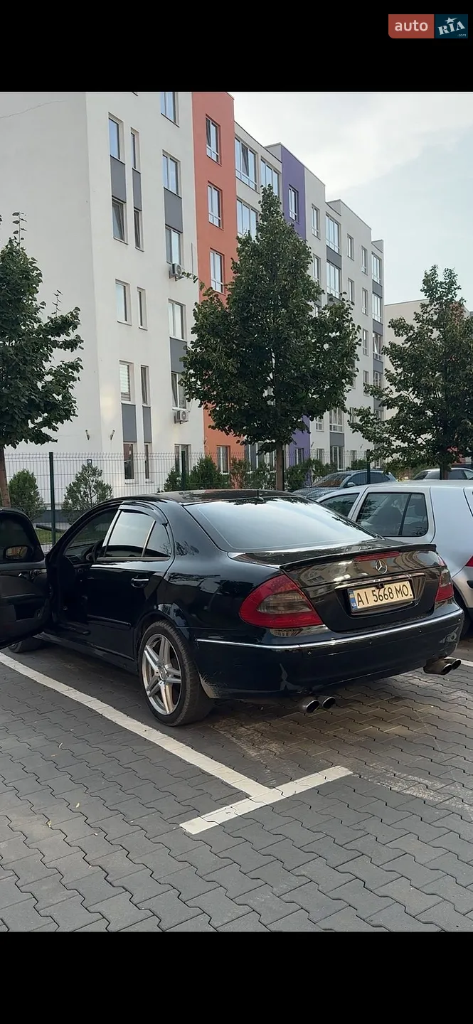 Mercedes-Benz E-Class, 2004