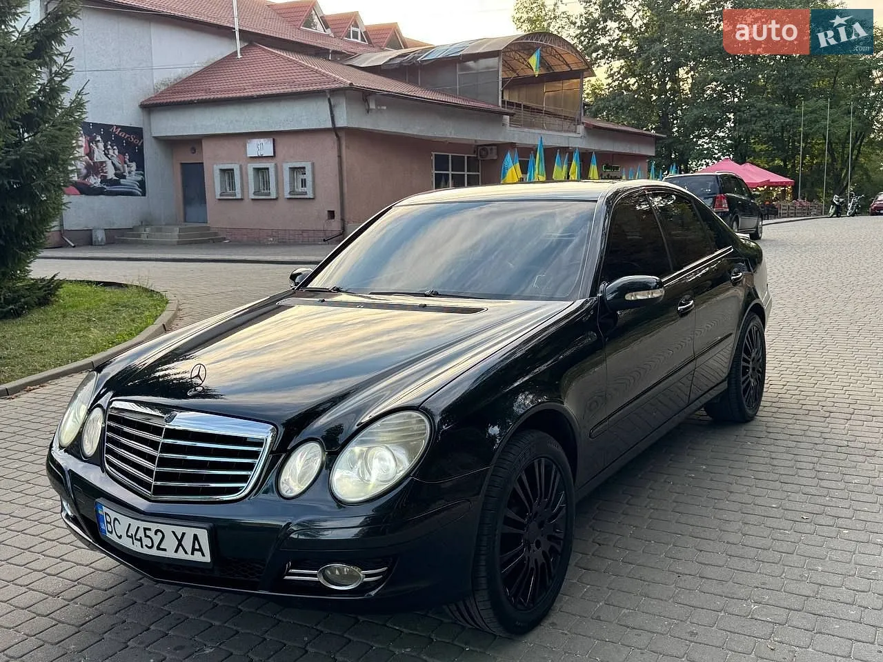 Mercedes-Benz E-Class, 2004