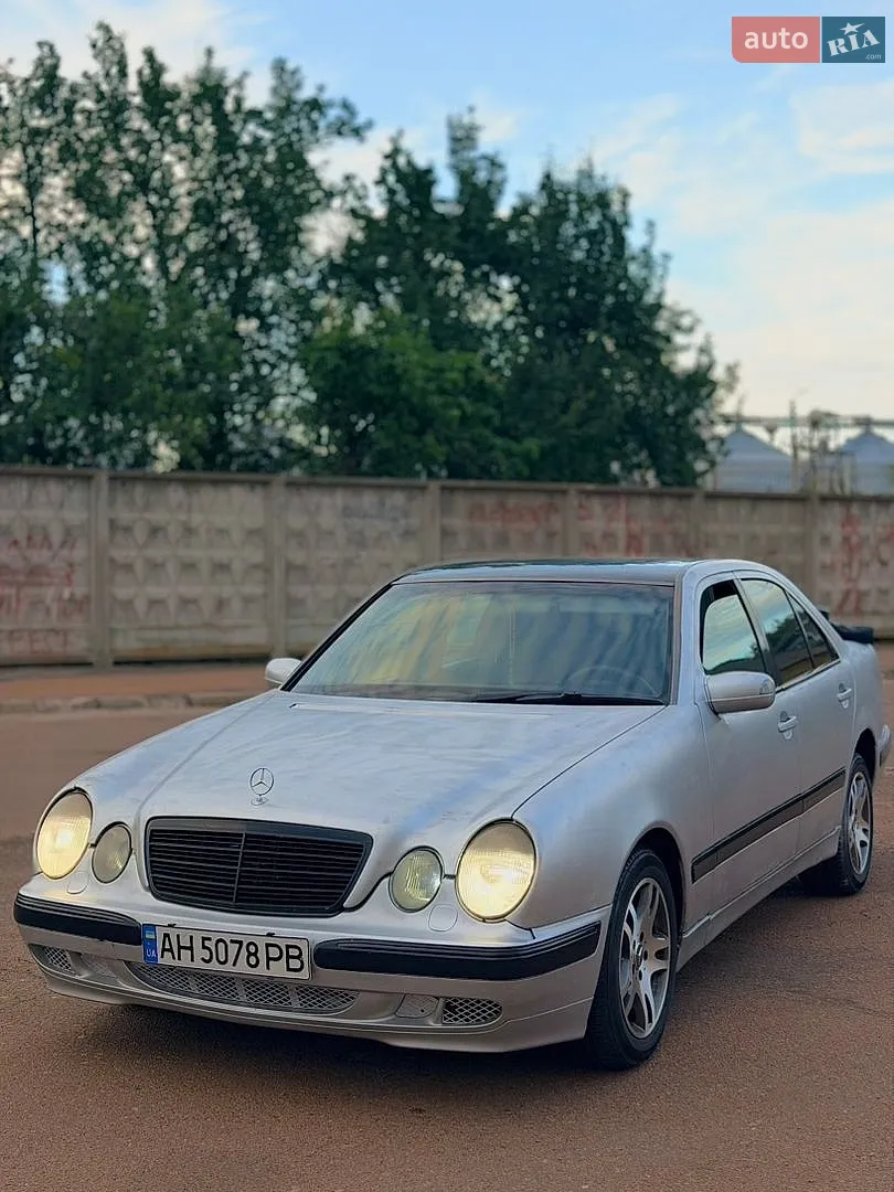 Mercedes-Benz E-Class, 2000