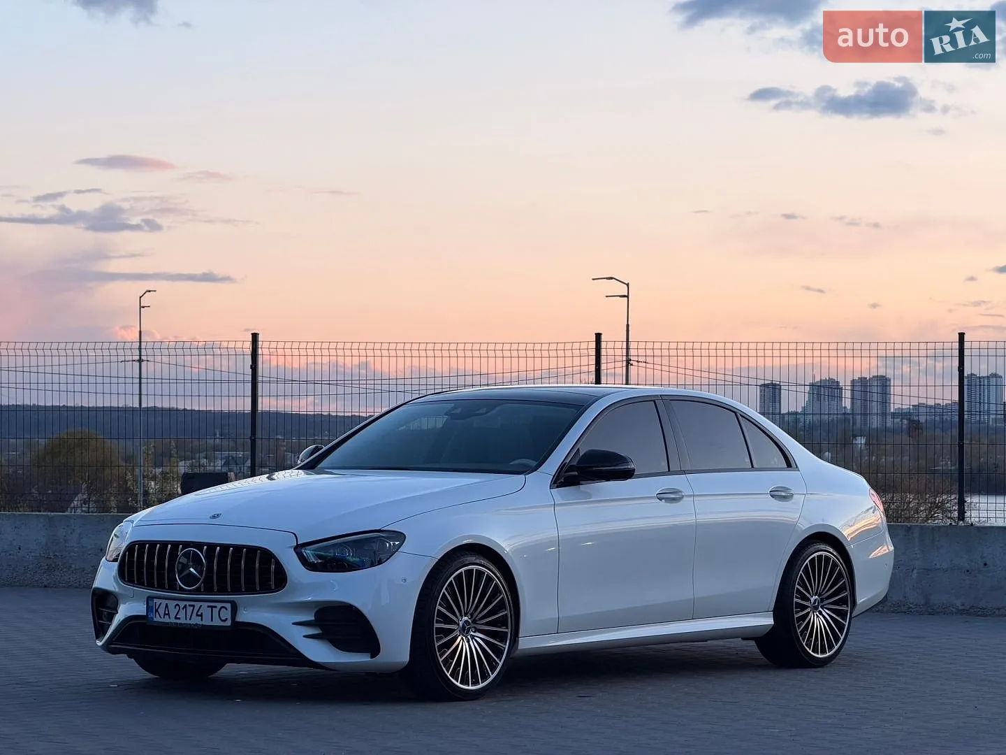 Mercedes-Benz E-Class, 2019