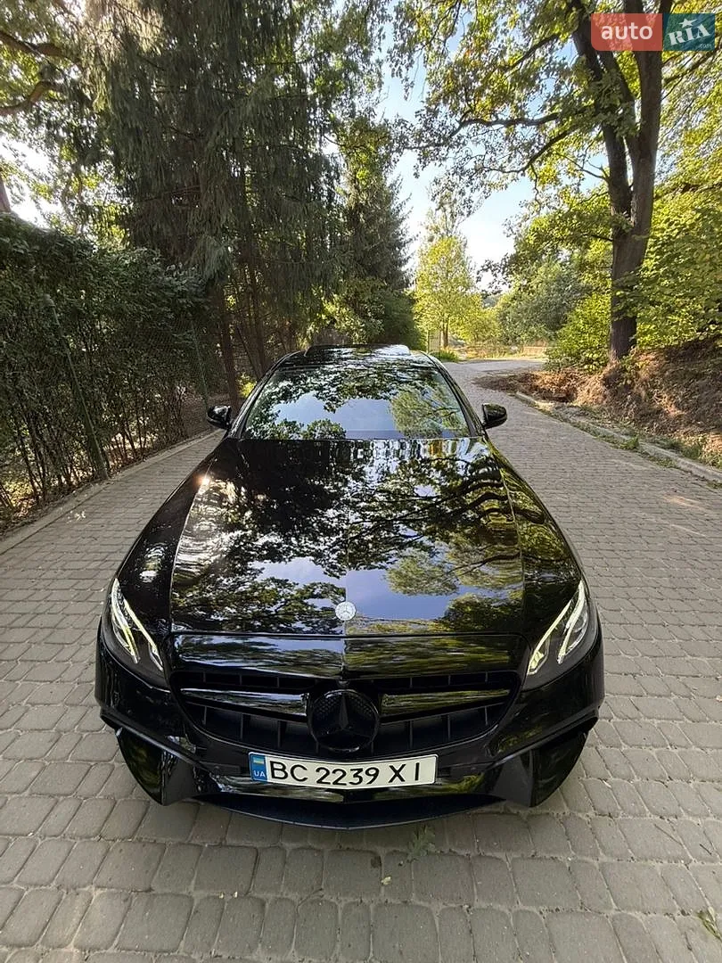 Mercedes-Benz E-Class, 2016