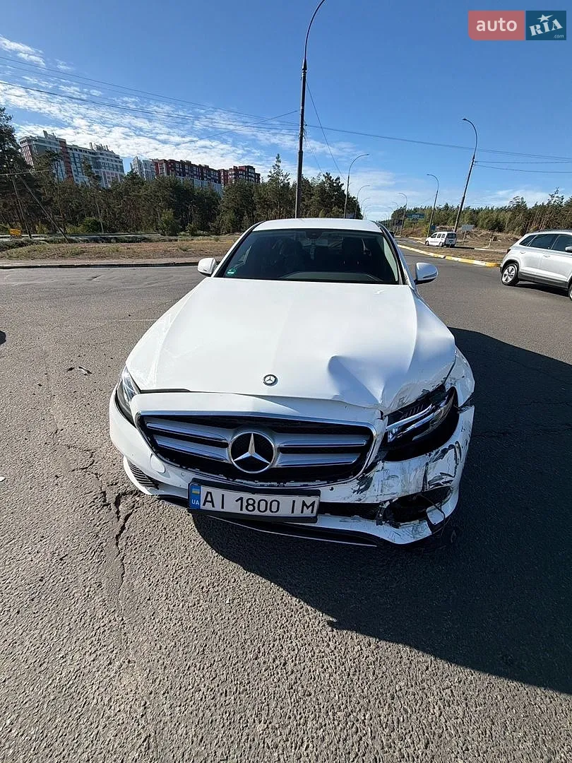 Mercedes-Benz E-Class 2016 — 1