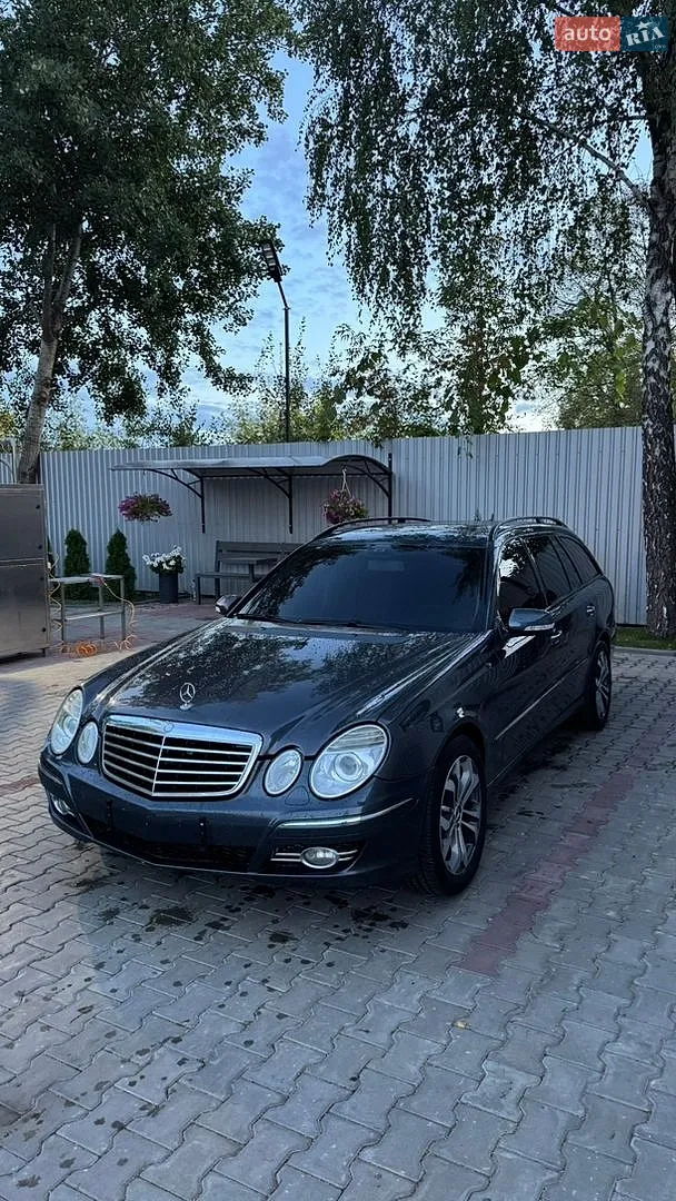Mercedes-Benz E-Class, 2008