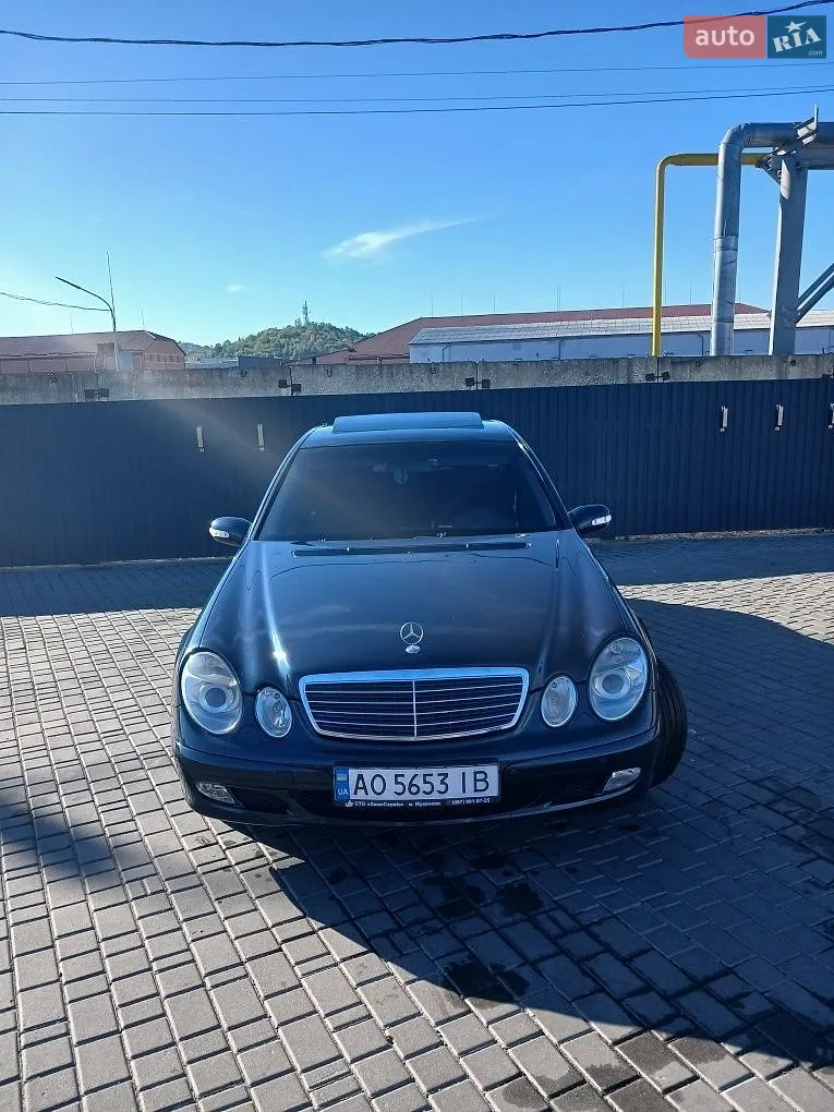 Mercedes-Benz E-Class, 2003