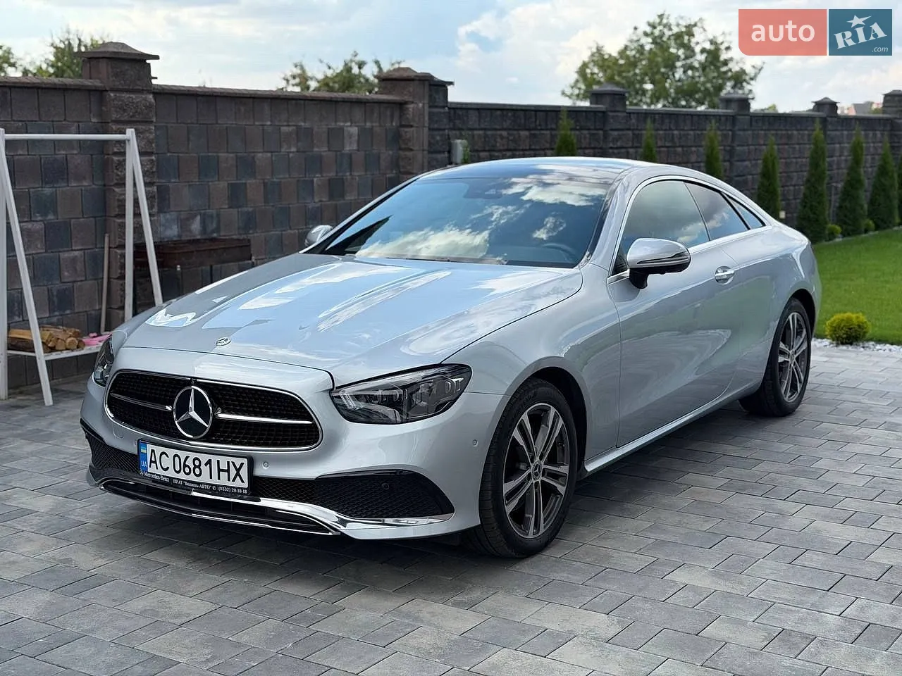 Mercedes-Benz E-Class, 2022