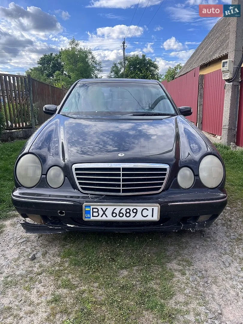 Mercedes-Benz E-Class, 2001