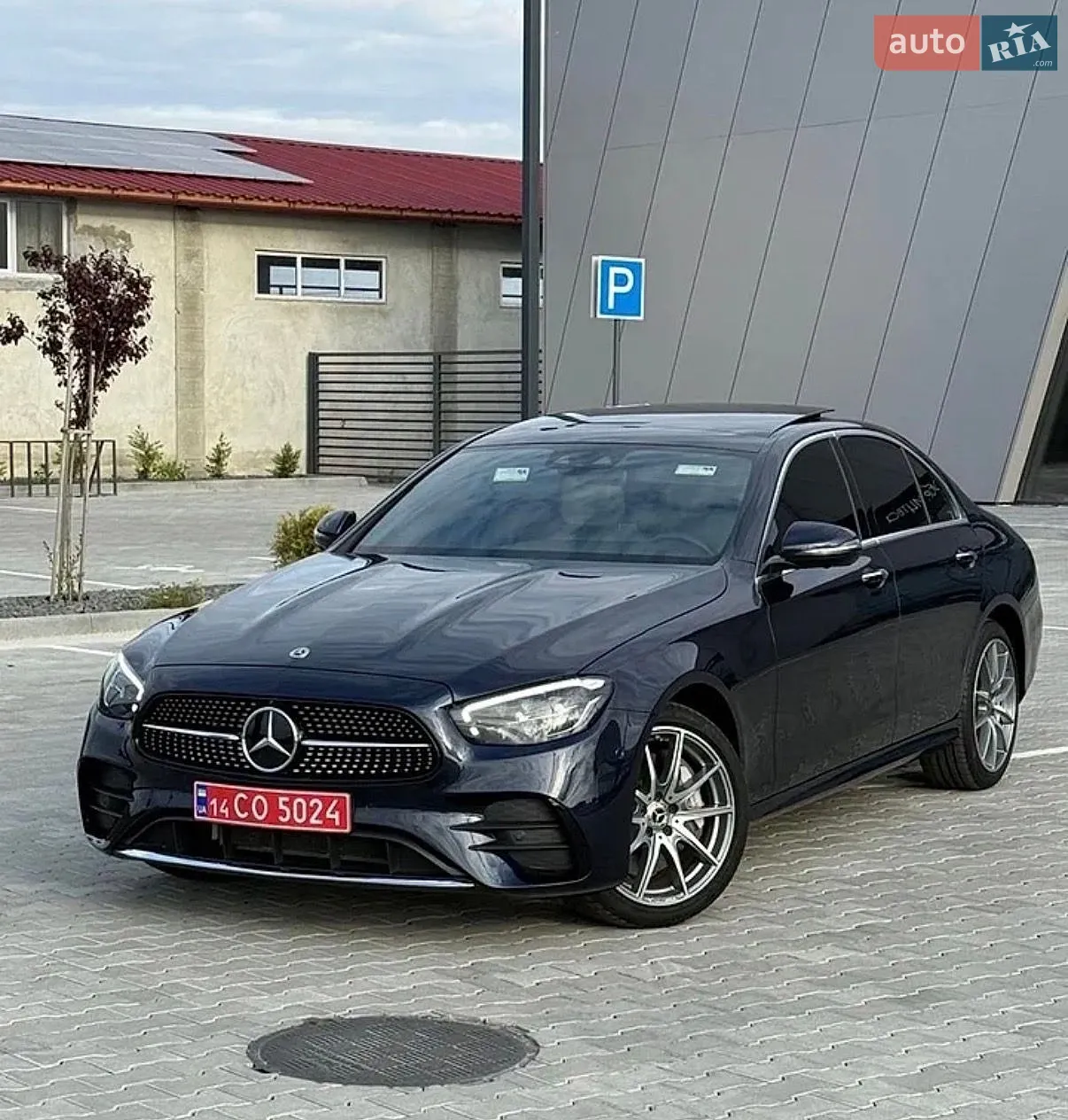 Mercedes-Benz E-Class, 2022