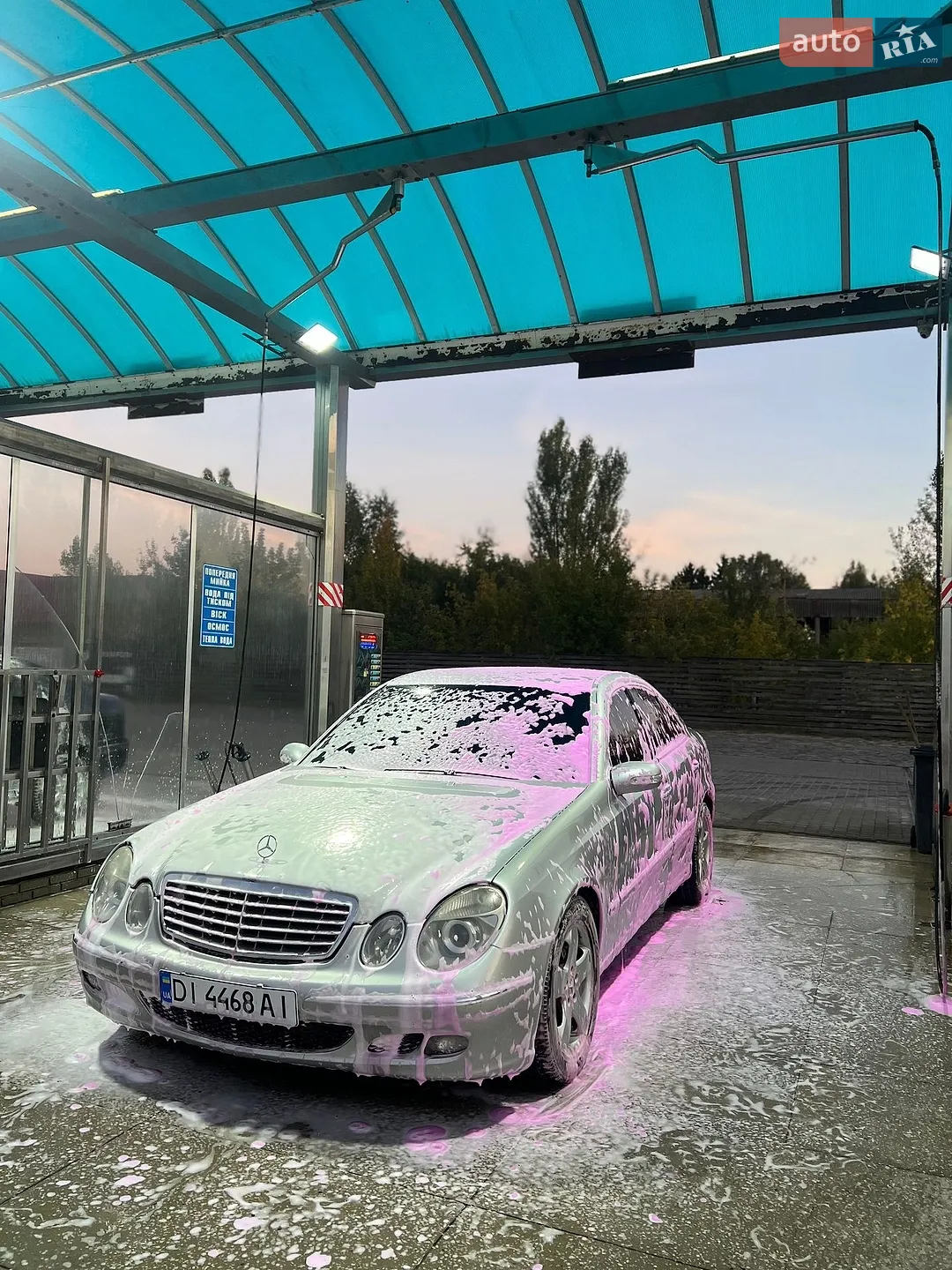 Mercedes-Benz E-Class, 2004