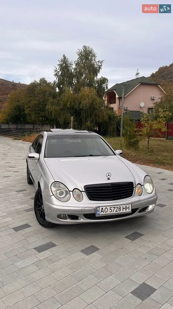 Mercedes-Benz E-Class, 2003