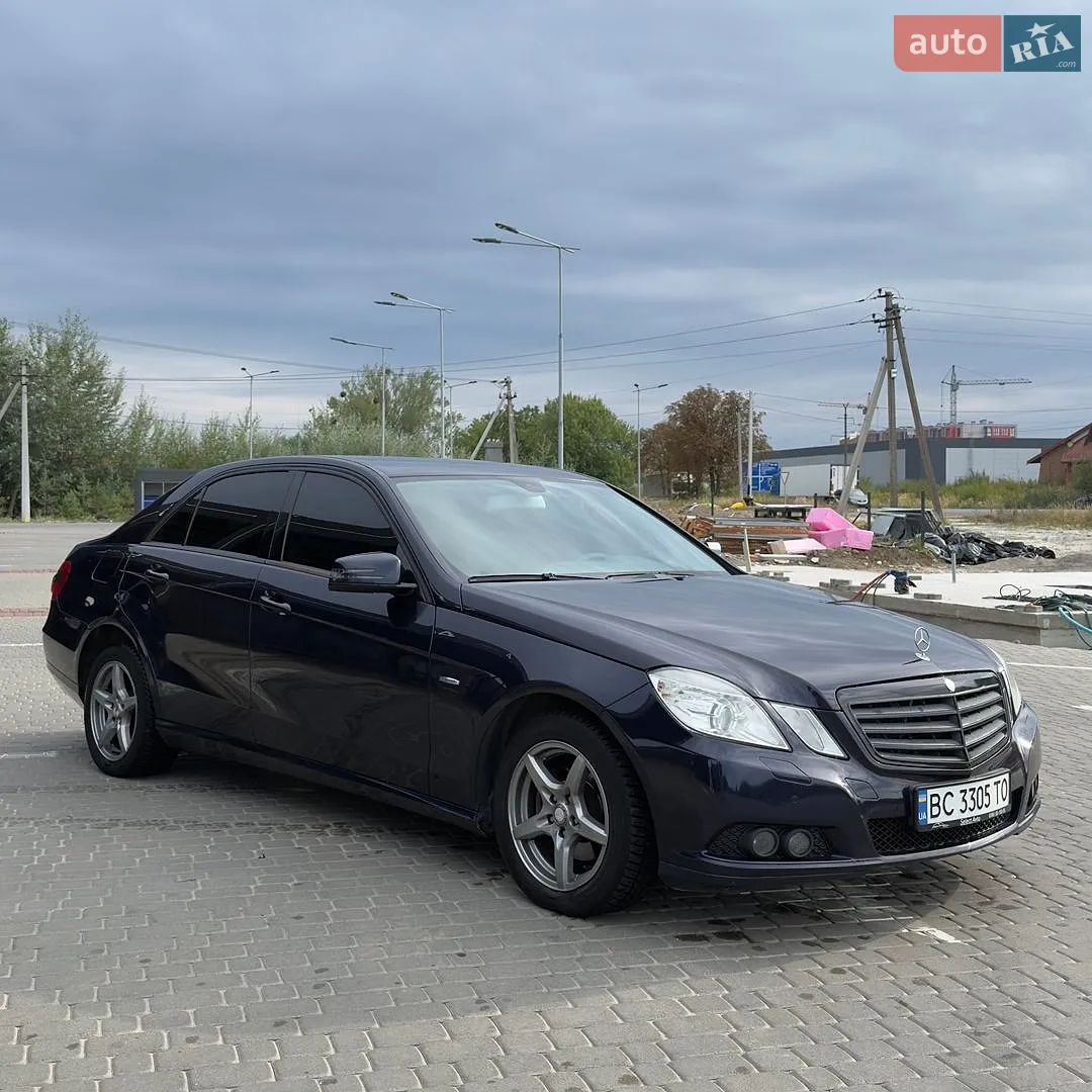 Mercedes-Benz E-Class, 2011