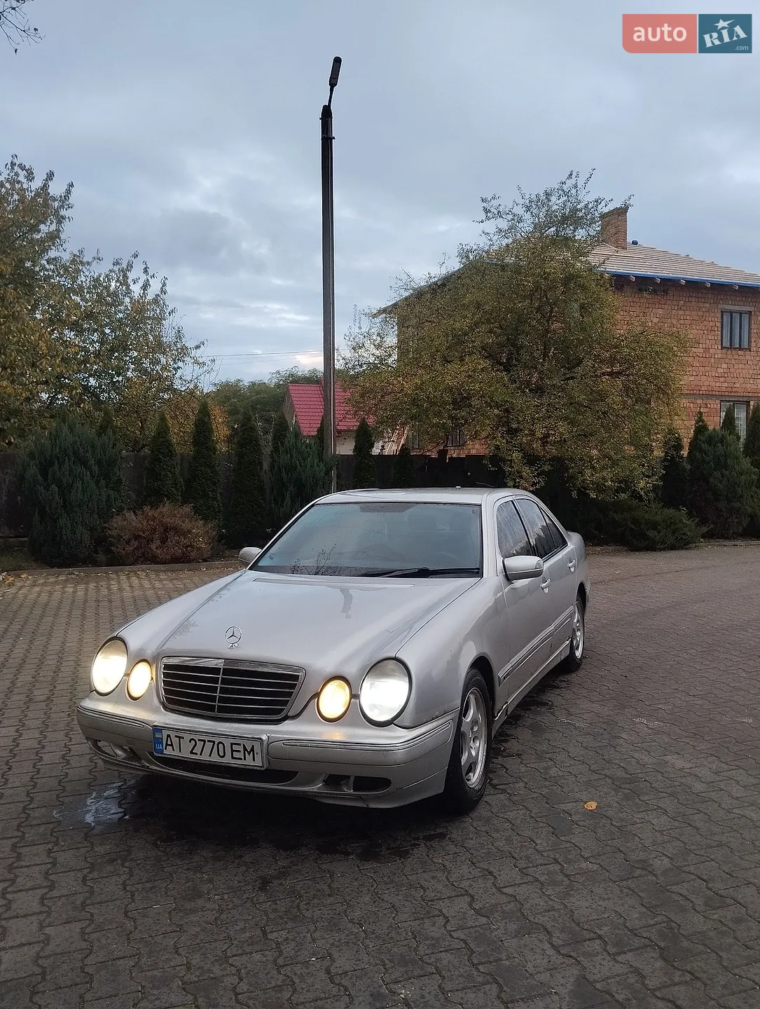 Mercedes-Benz E-Class, 2001