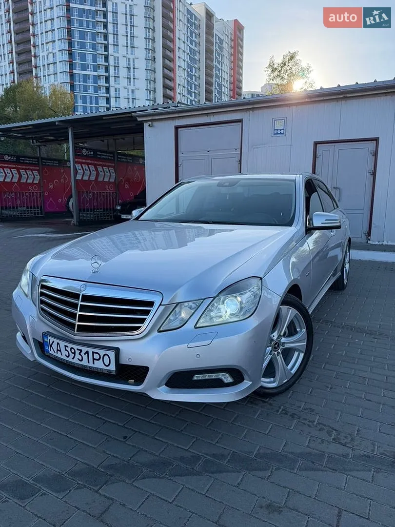 Mercedes-Benz E-Class, 2010