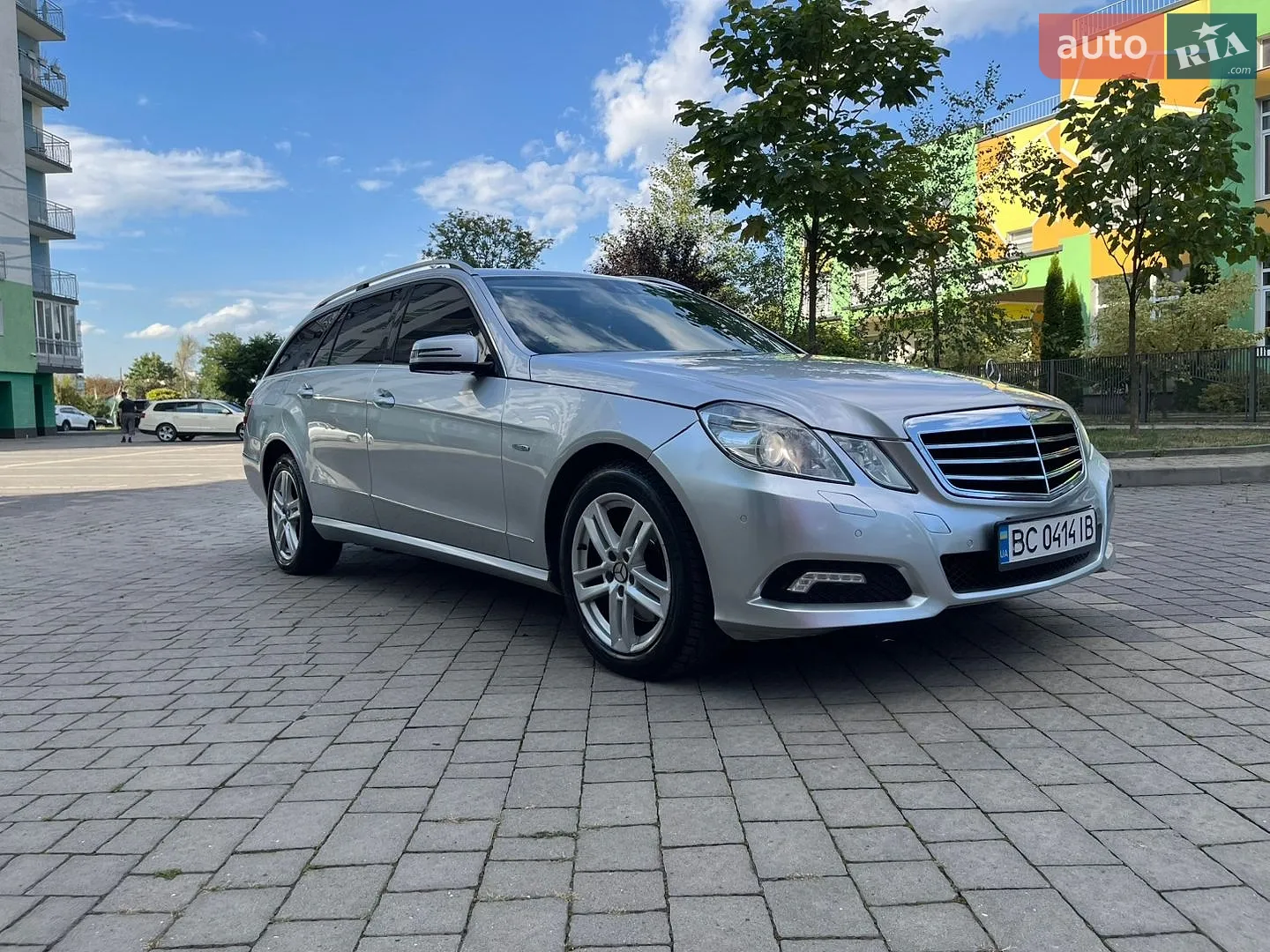 Mercedes-Benz E-Class, 2010