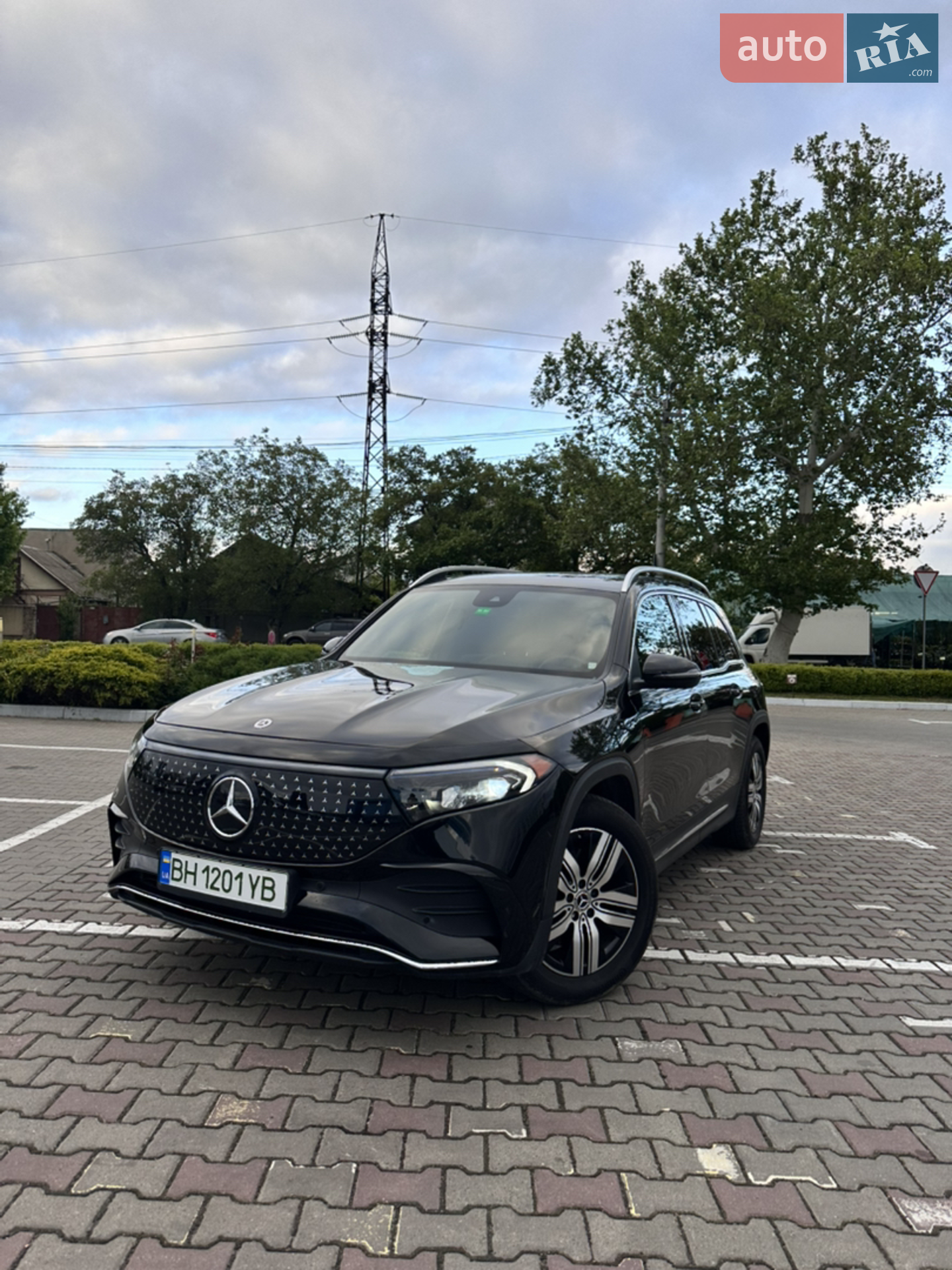 Mercedes-Benz EQB, 2022