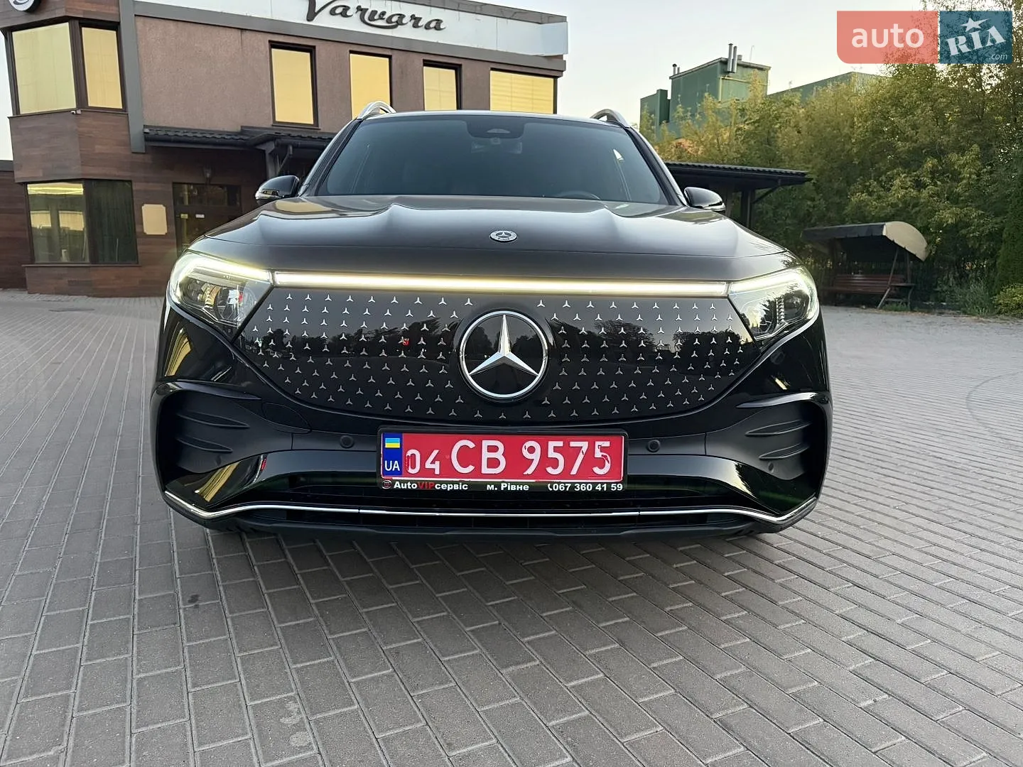 Mercedes-Benz EQB, 2024