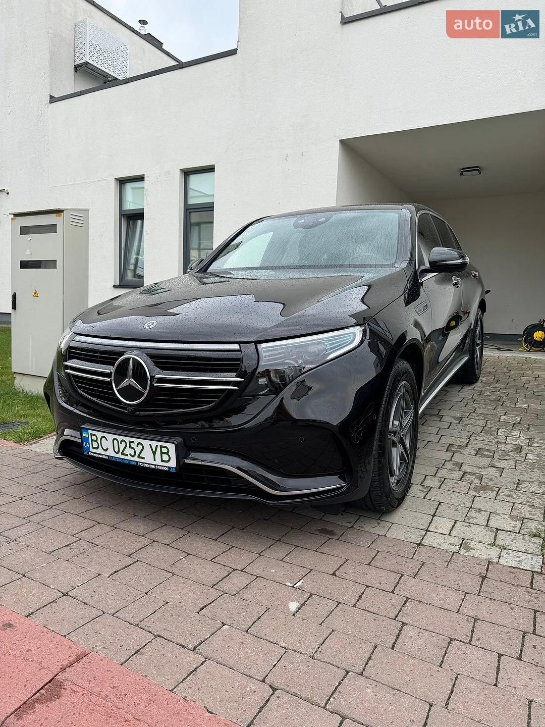 Mercedes-Benz EQC, 2020