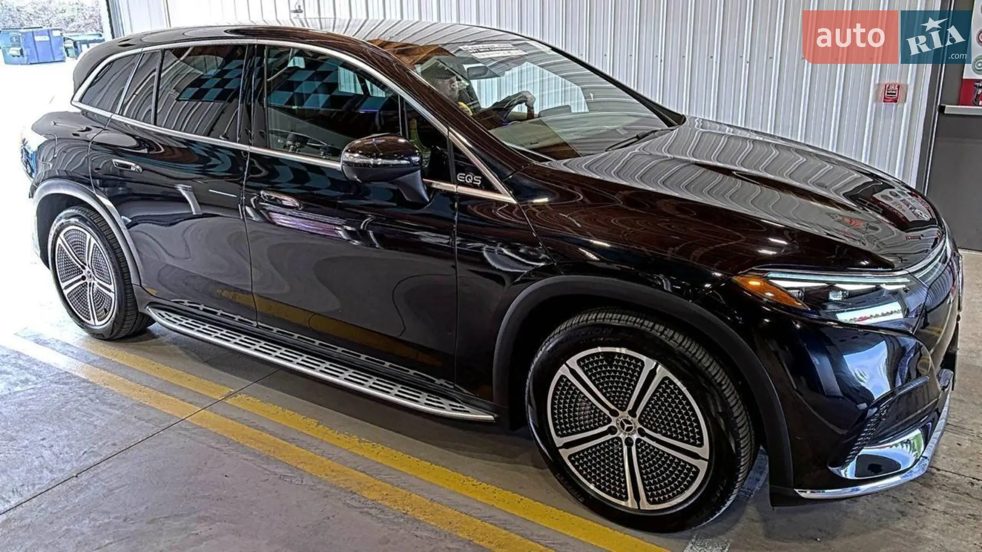 Mercedes-Benz EQS SUV, 2023