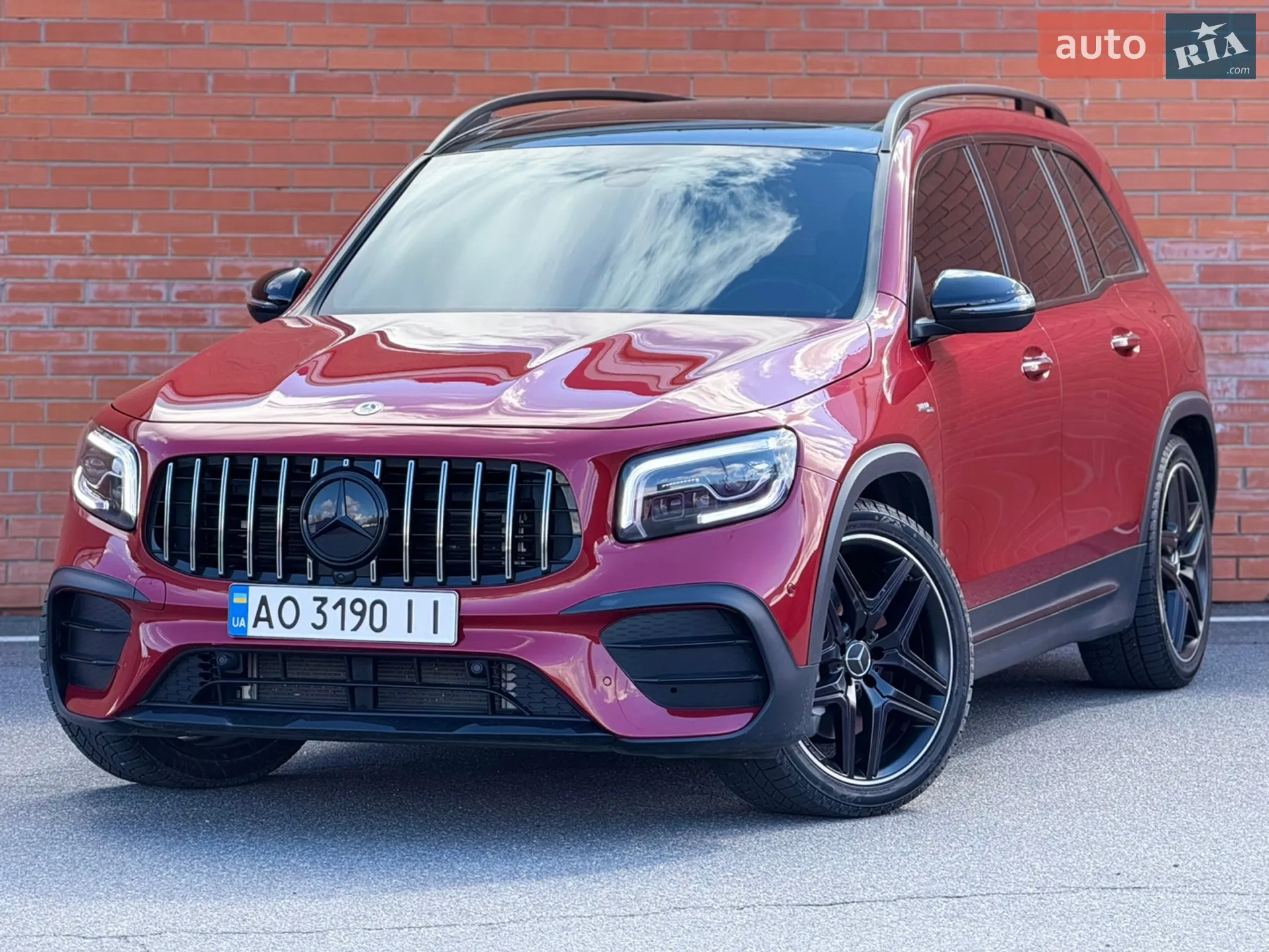 Mercedes-Benz GLB-Class, 2023
