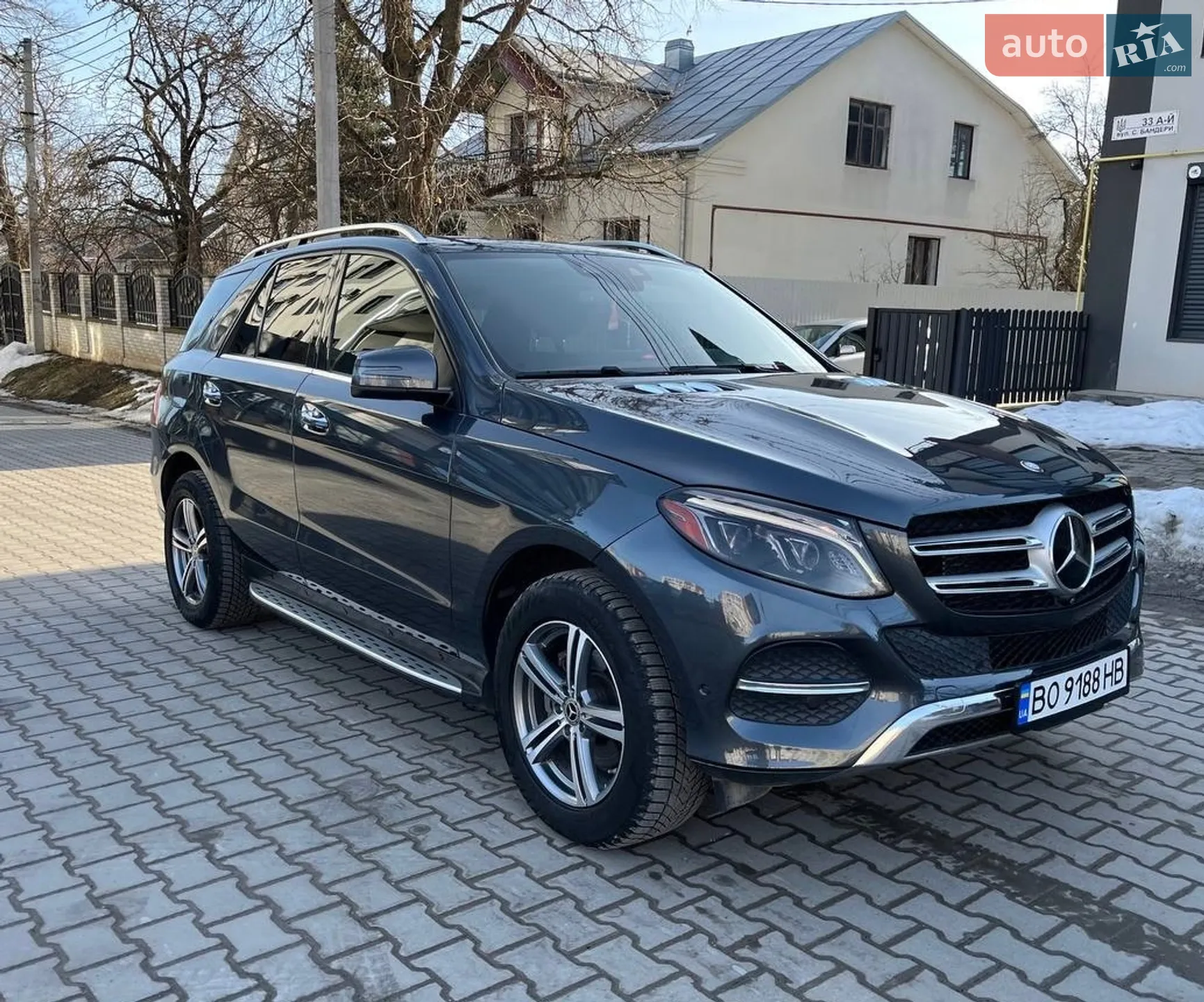 Mercedes-Benz GLE-Class 2015 — 1