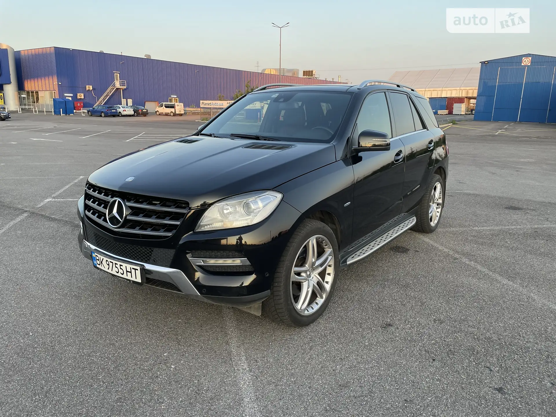 Mercedes-Benz M-Class, 2011