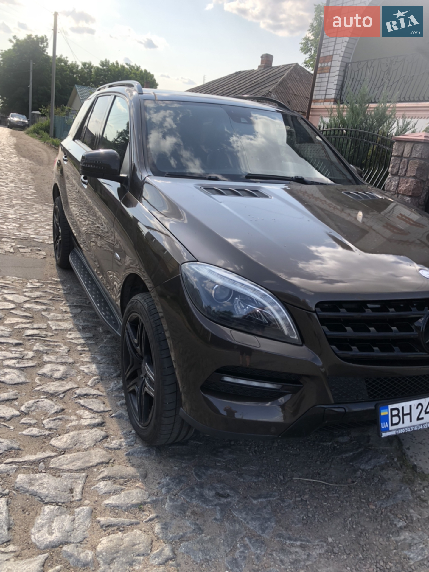Mercedes-Benz M-Class, 2012