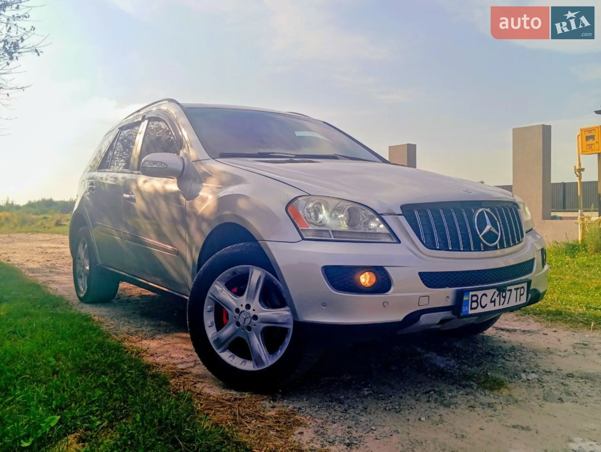 Mercedes-Benz M-Class, 2005