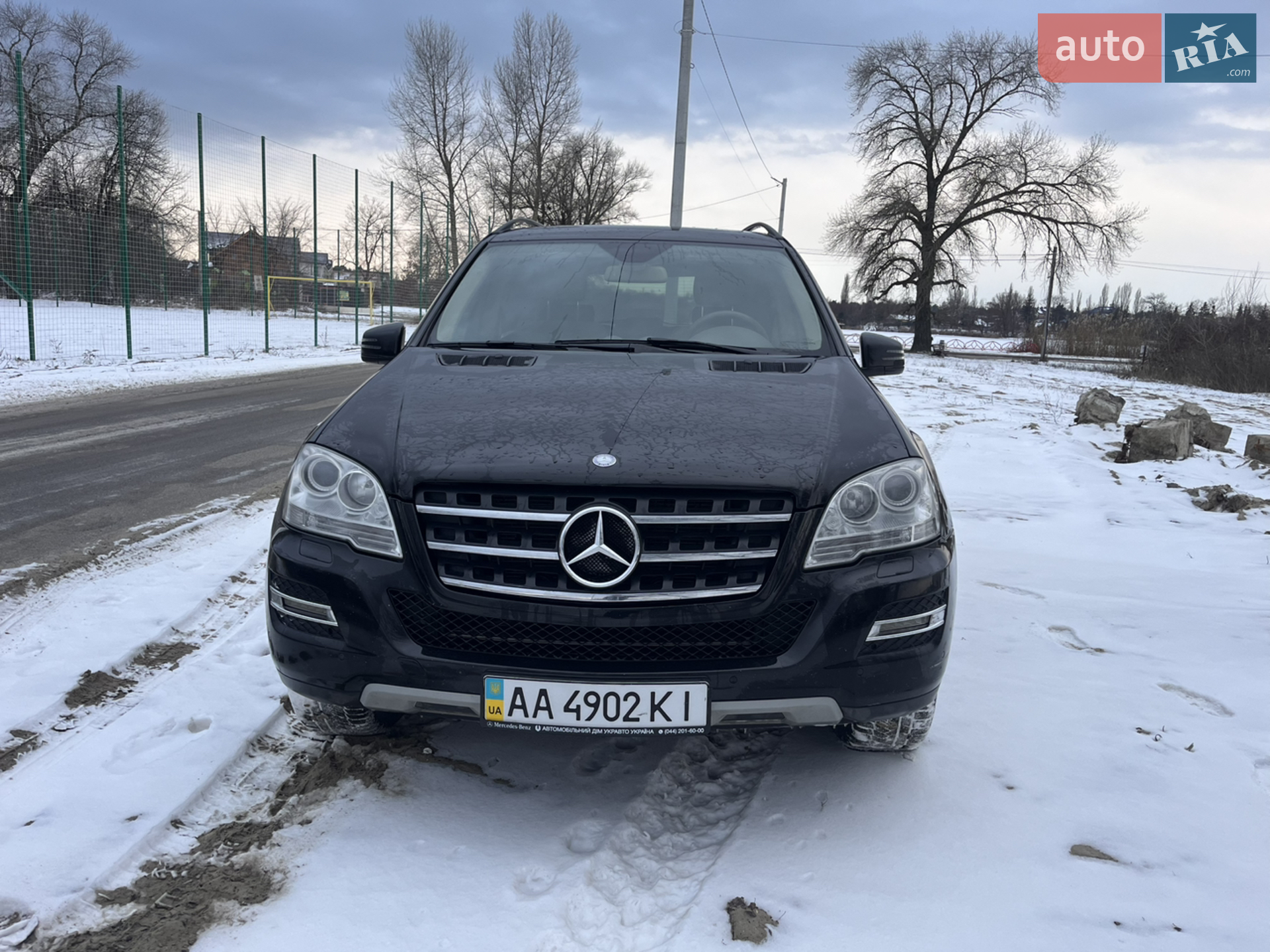 Mercedes-Benz M-Class, 2011