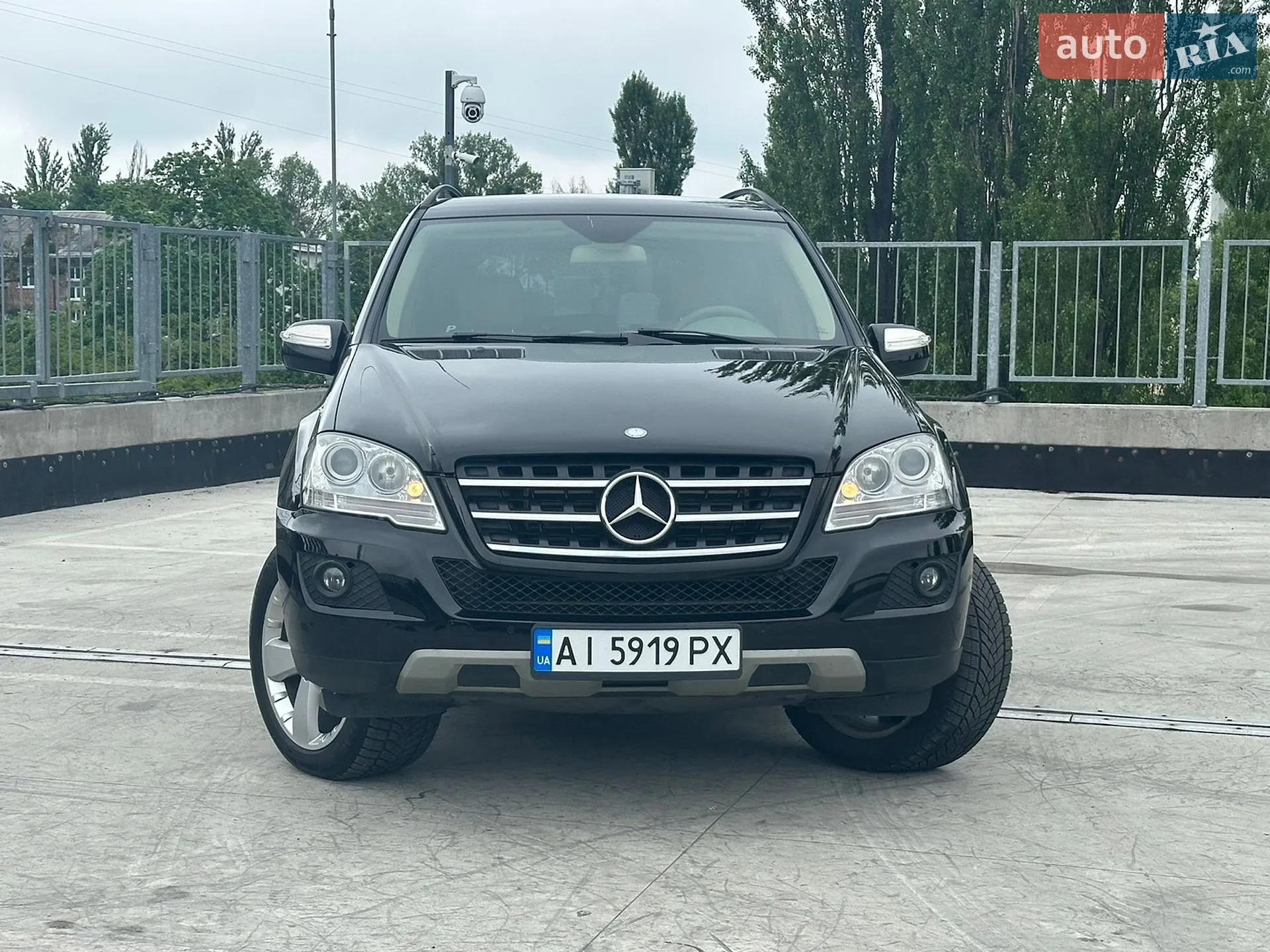 Mercedes-Benz M-Class, 2009