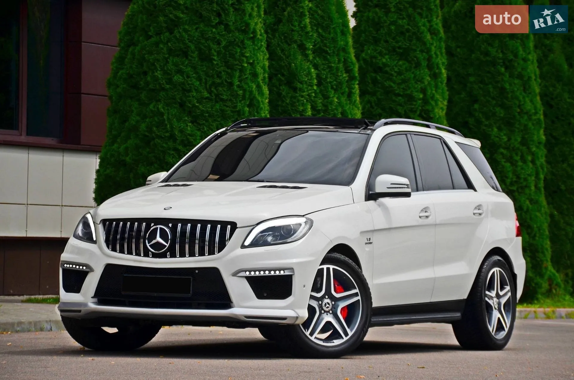 Mercedes-Benz M-Class, 2012