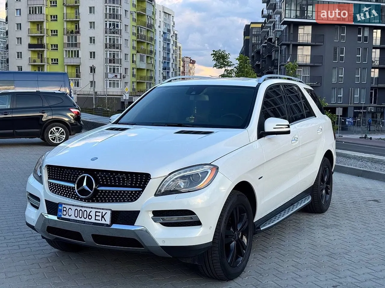 Mercedes-Benz M-Class, 2012