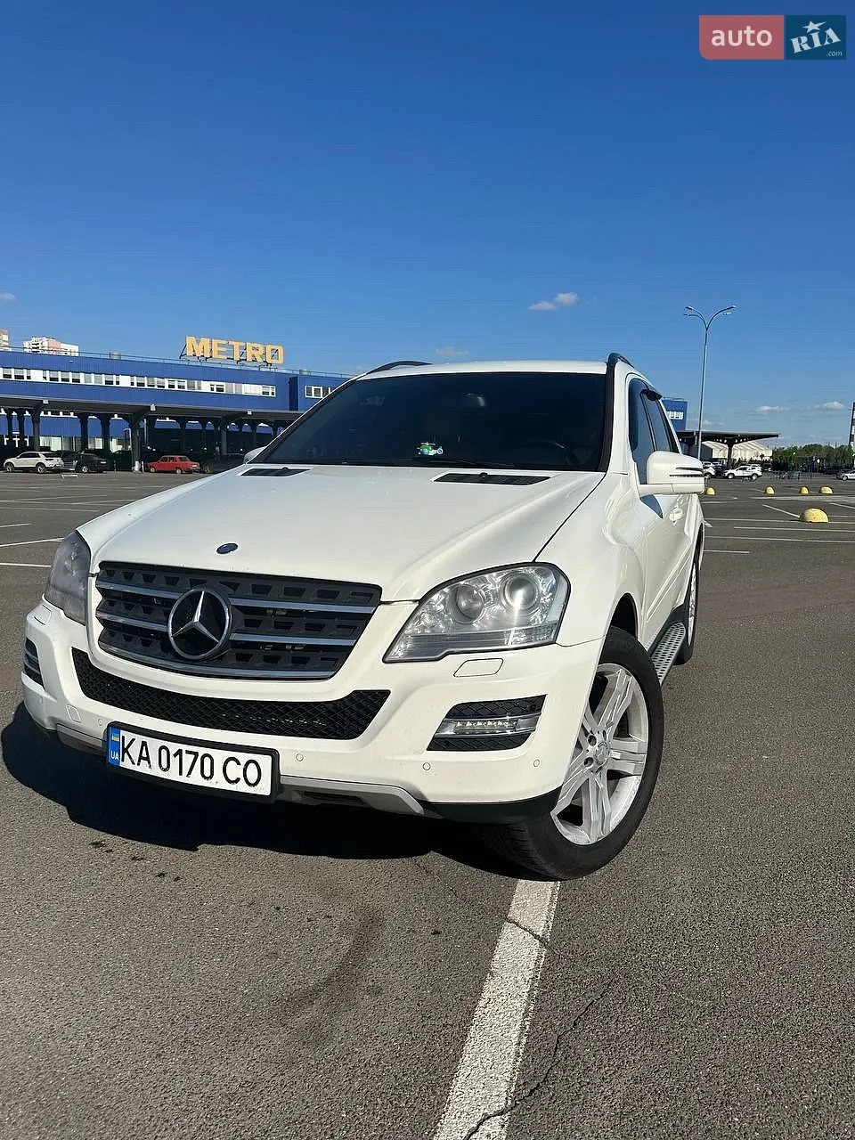 Mercedes-Benz M-Class, 2011