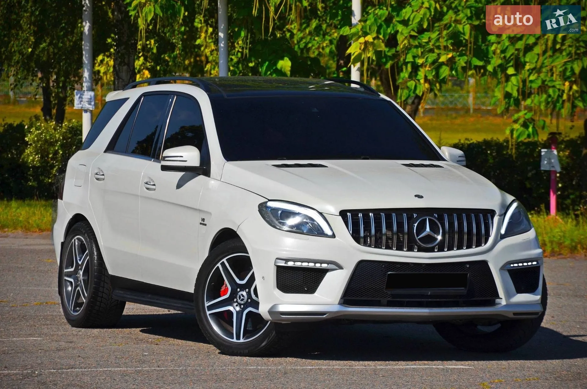 Mercedes-Benz M-Class, 2012