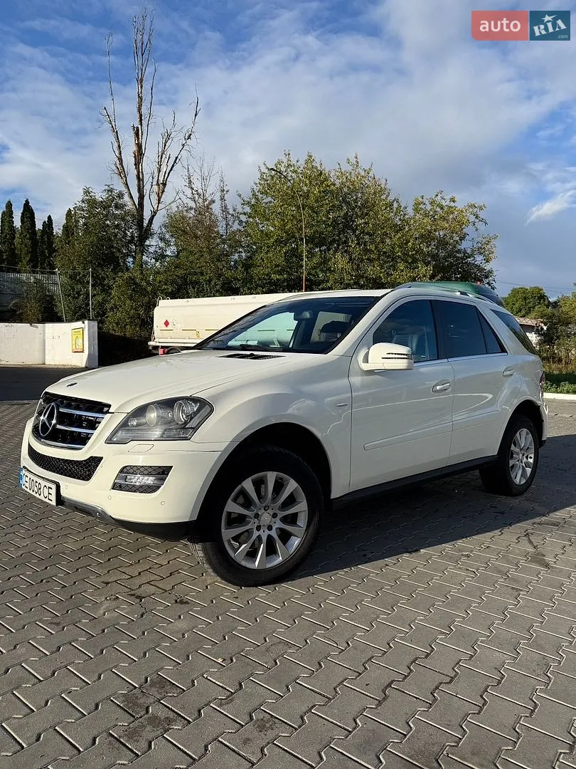 Mercedes-Benz M-Class, 2011