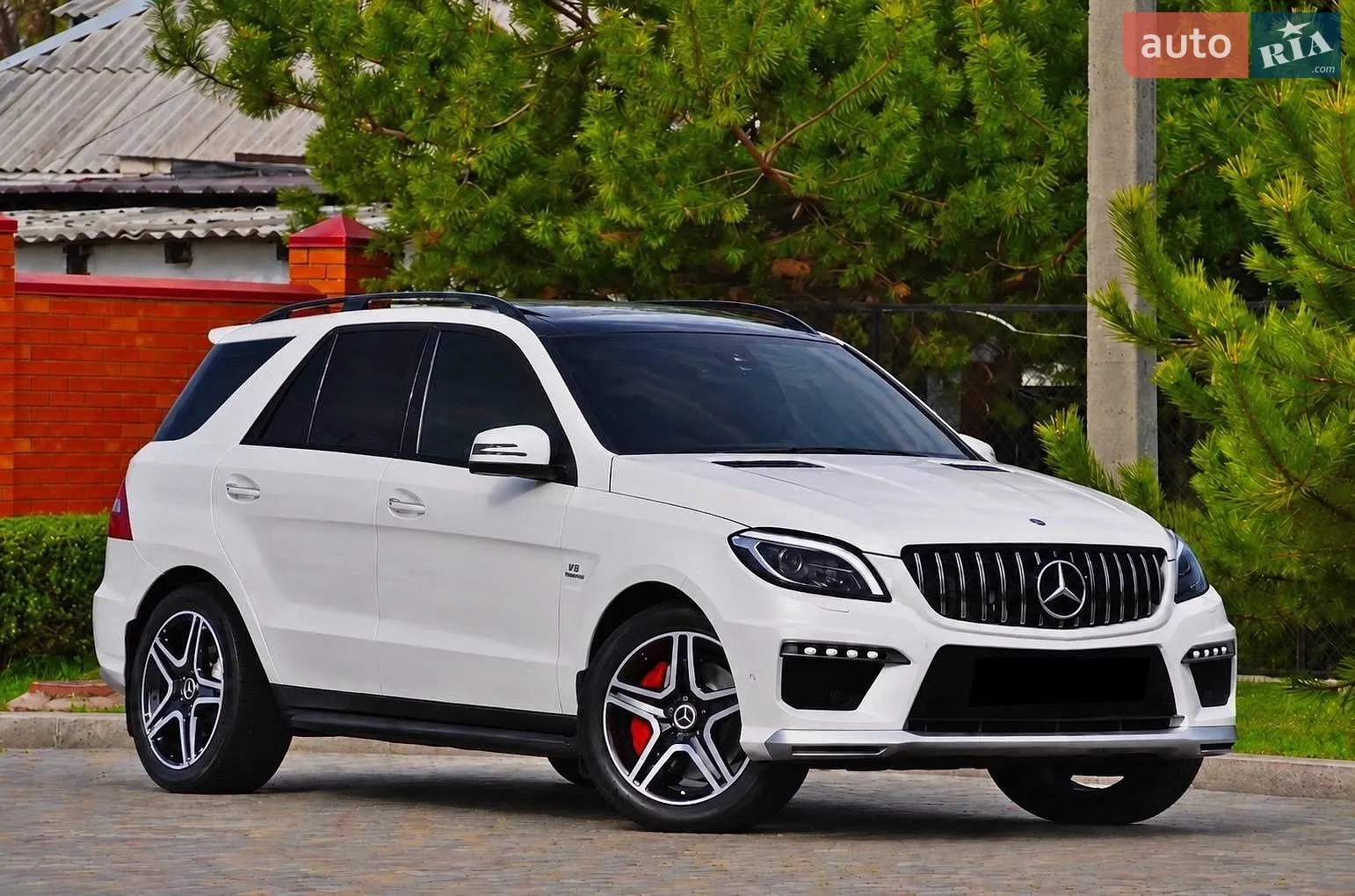 Mercedes-Benz M-Class, 2012