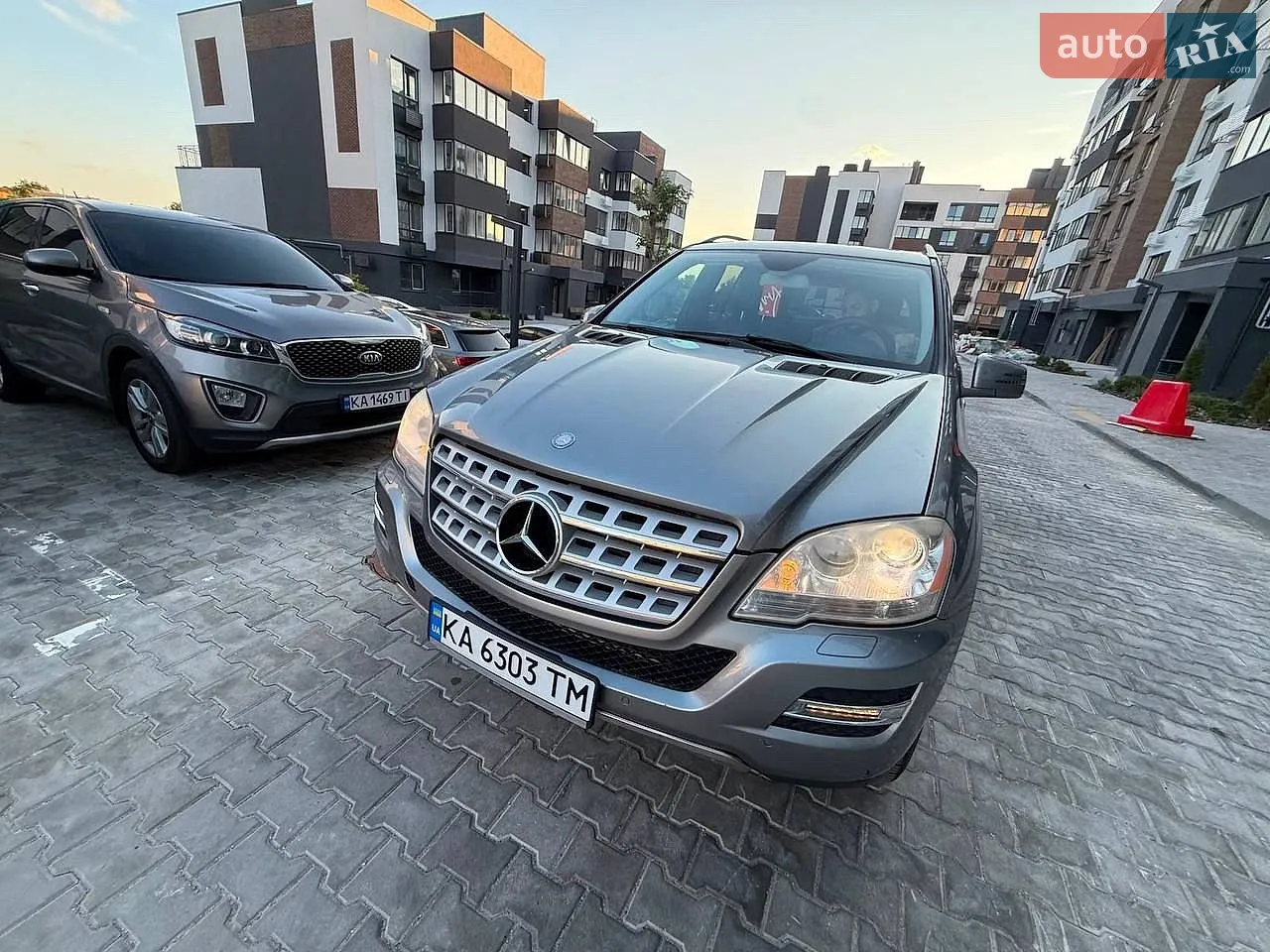 Mercedes-Benz M-Class, 2011