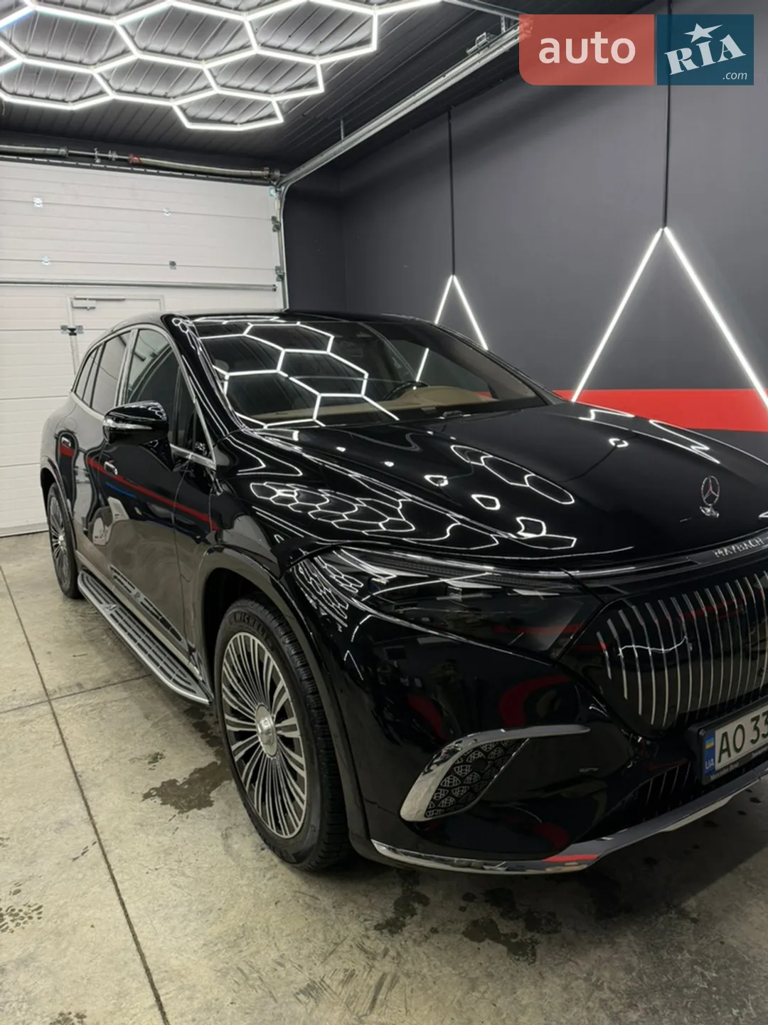 Mercedes-Benz Maybach EQS SUV, 2024