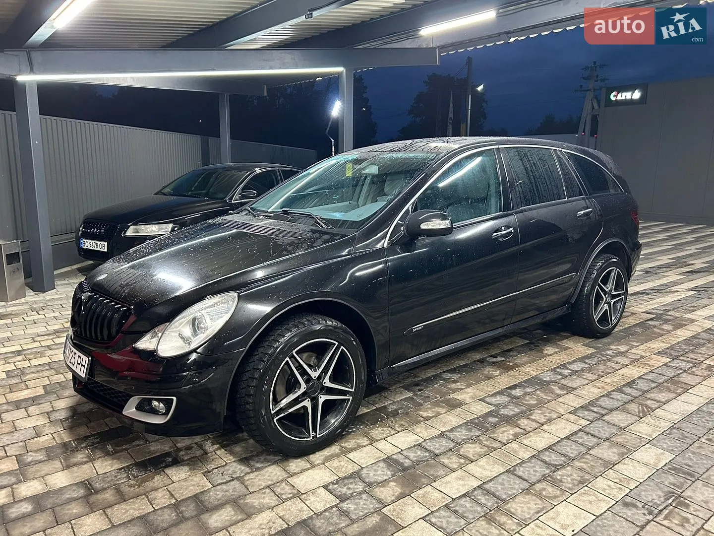 Mercedes-Benz R-Class, 2005