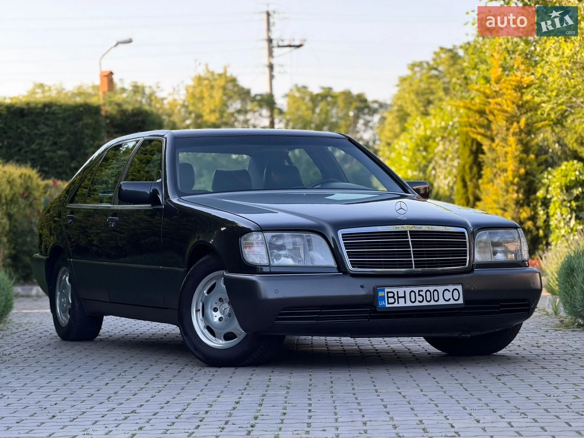 Mercedes-Benz S-Class, 1993