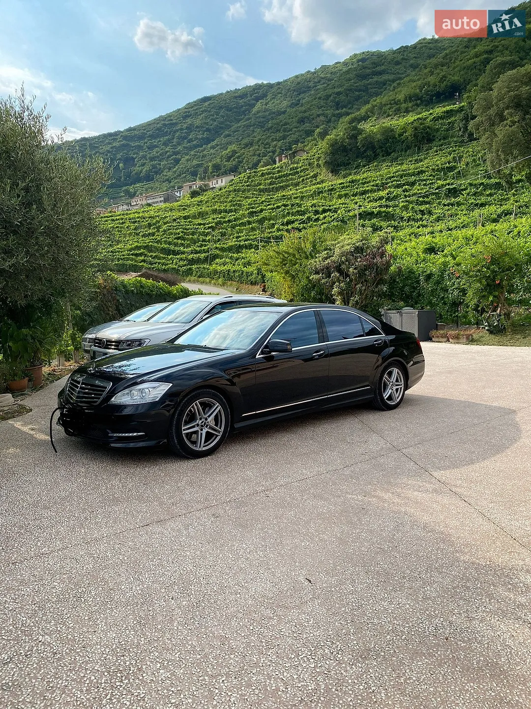 Mercedes-Benz S-Class, 2011