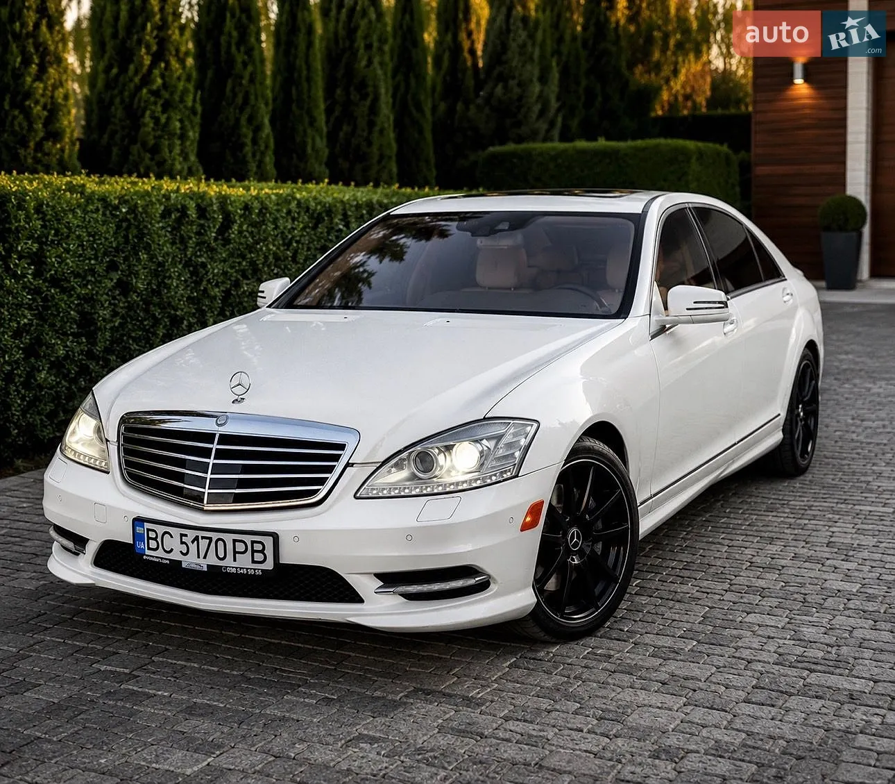 Mercedes-Benz S-Class, 2010