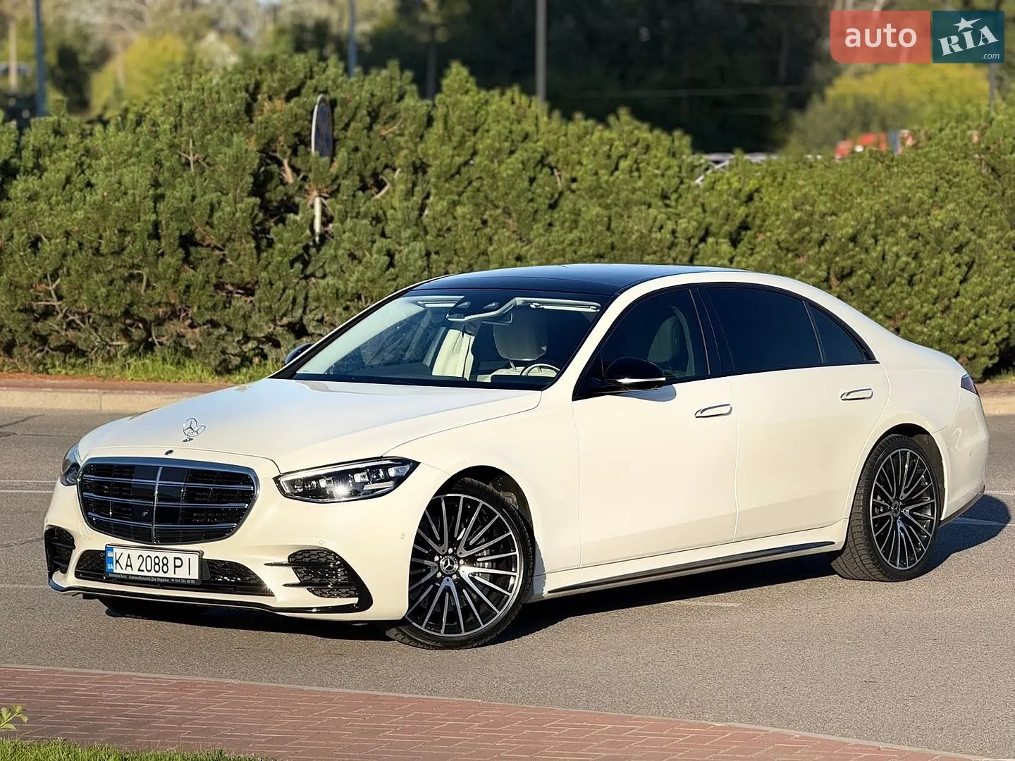 Mercedes-Benz S-Class, 2023
