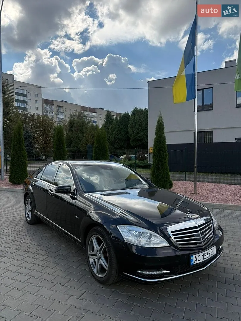 Mercedes-Benz S-Class, 2012