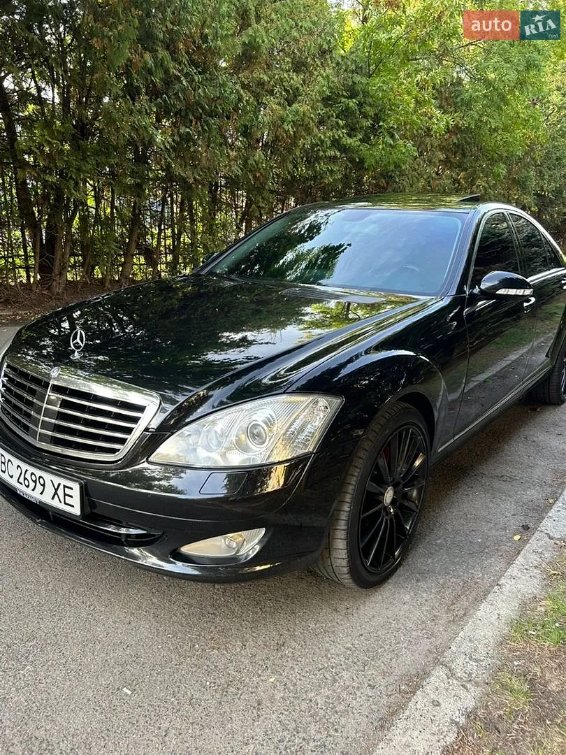 Mercedes-Benz S-Class, 2005