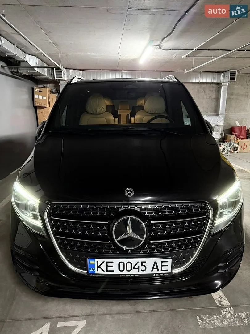 Mercedes-Benz V-Class, 2024