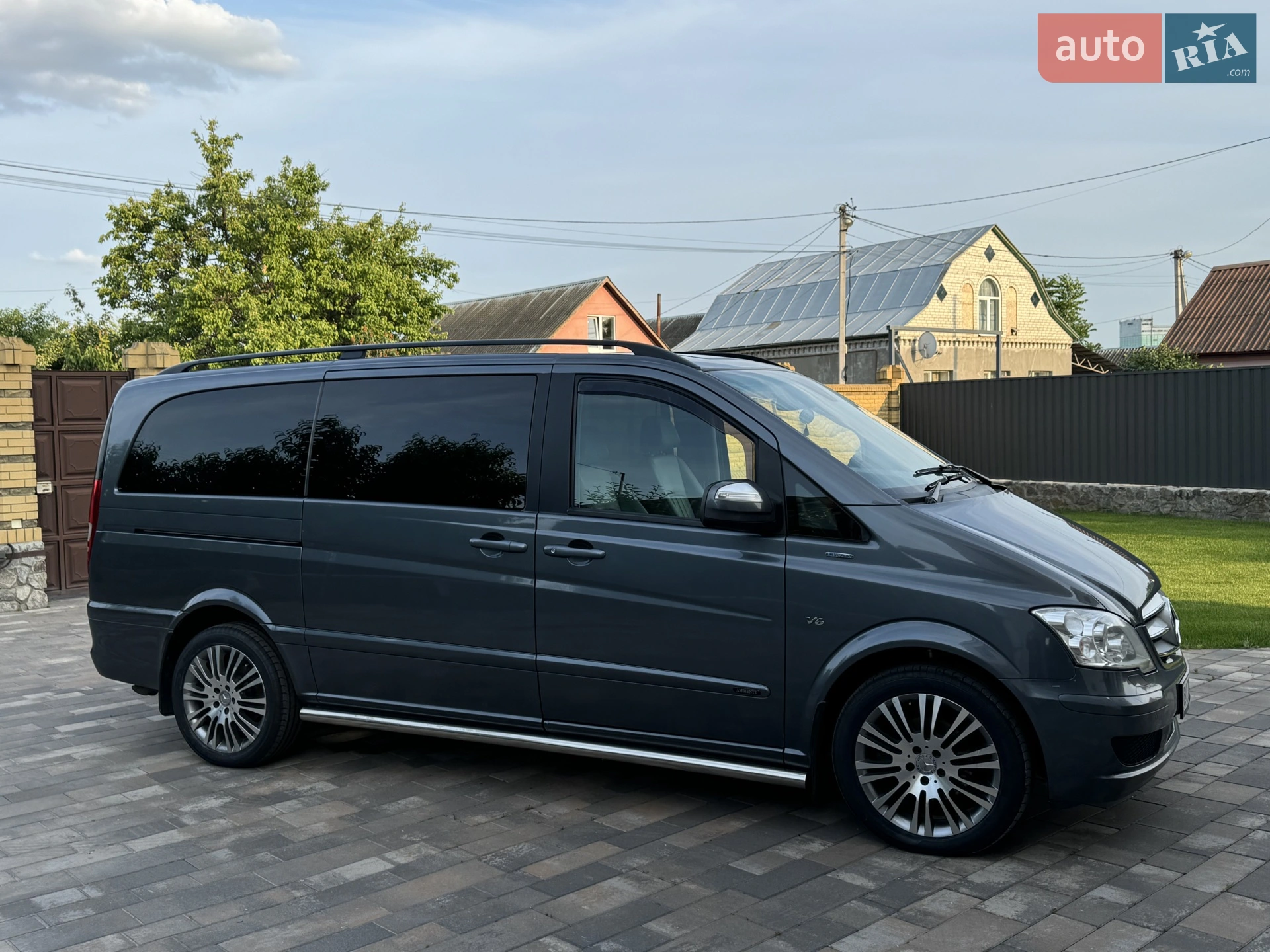 Mercedes-Benz Viano, 2011