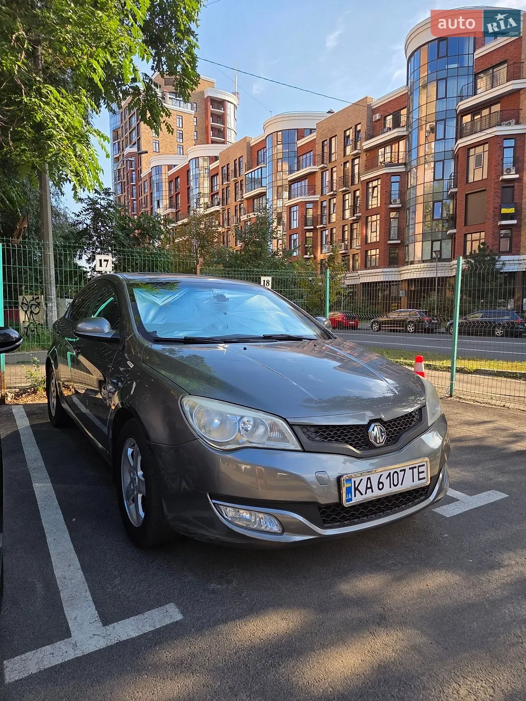 MG 350, 2012